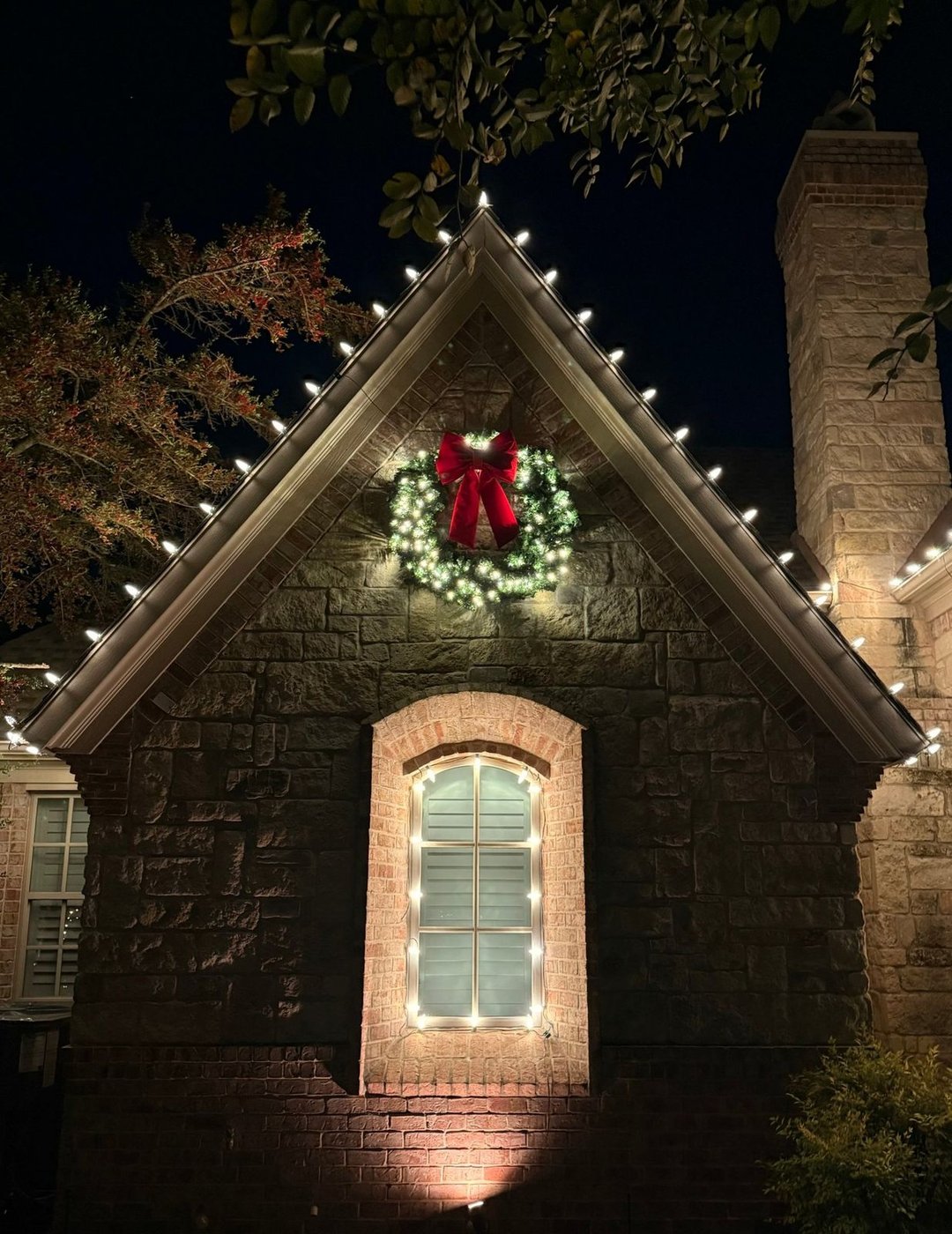 Holiday lighting install by Bright's