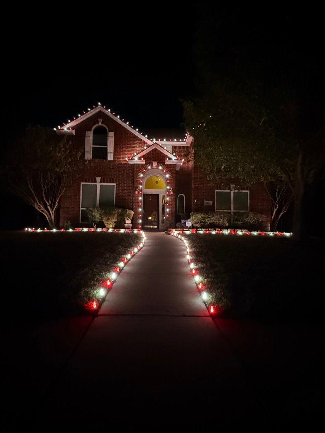 Holiday lighting install by Bright's