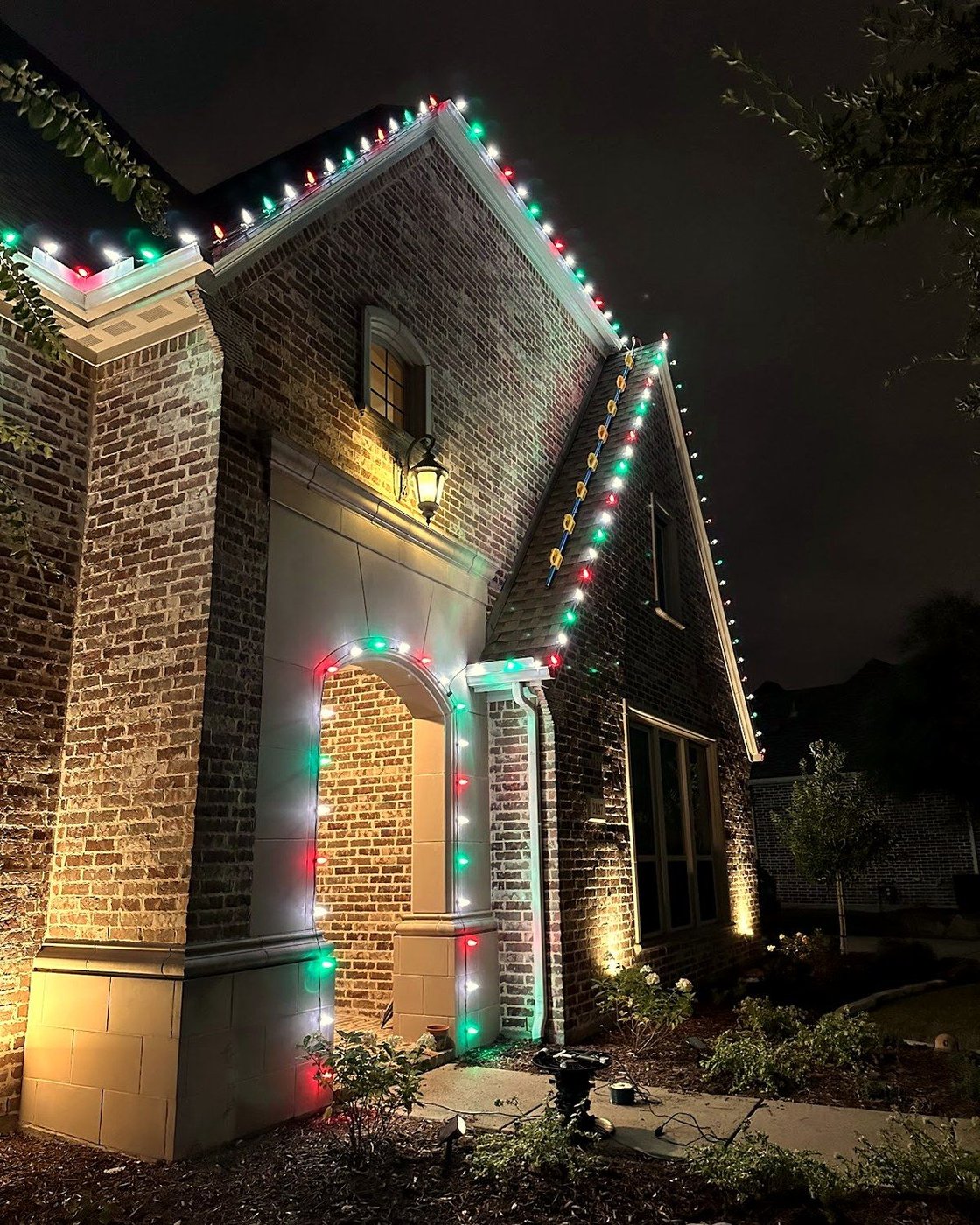 Holiday lighting install by Bright's